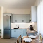 Bens Apartments-one Bedroom Premium * Agia Paraskevi